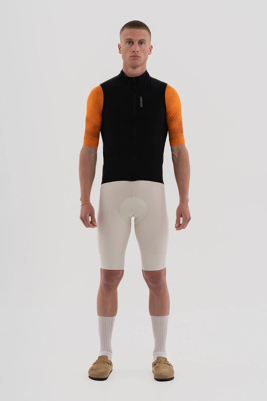 Chaleco ciclista ligero y cortavientos.