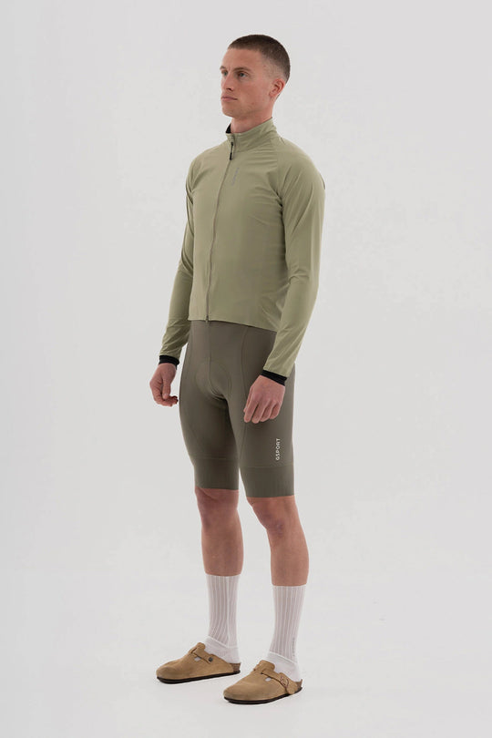 Chaqueta técnica para ciclismo en condiciones de viento y lluvia